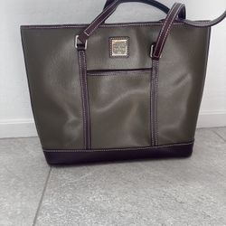 Dooney & Bourke Purse 