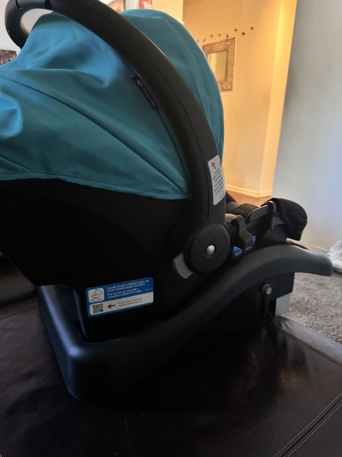 Safety 1st OnBoard 35 LT Infant Car Seat