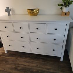 CAJONERA IKEA  BLANCA