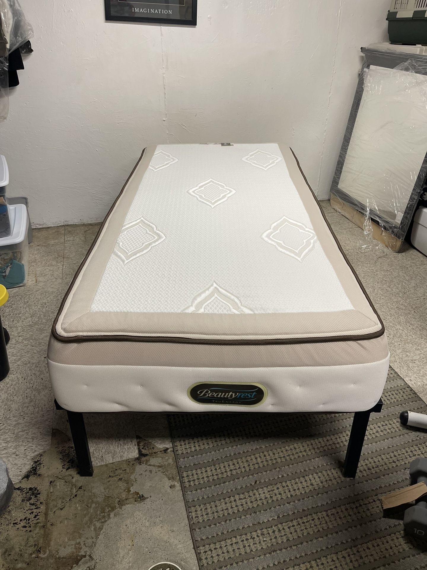 2 Xlarge Twin Mattresses And Bed Frames