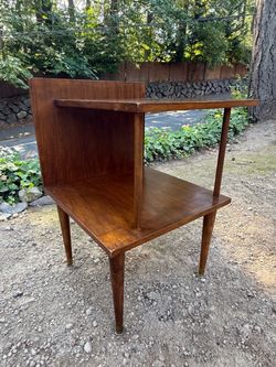 Vintage mid-century, modern tiered end table