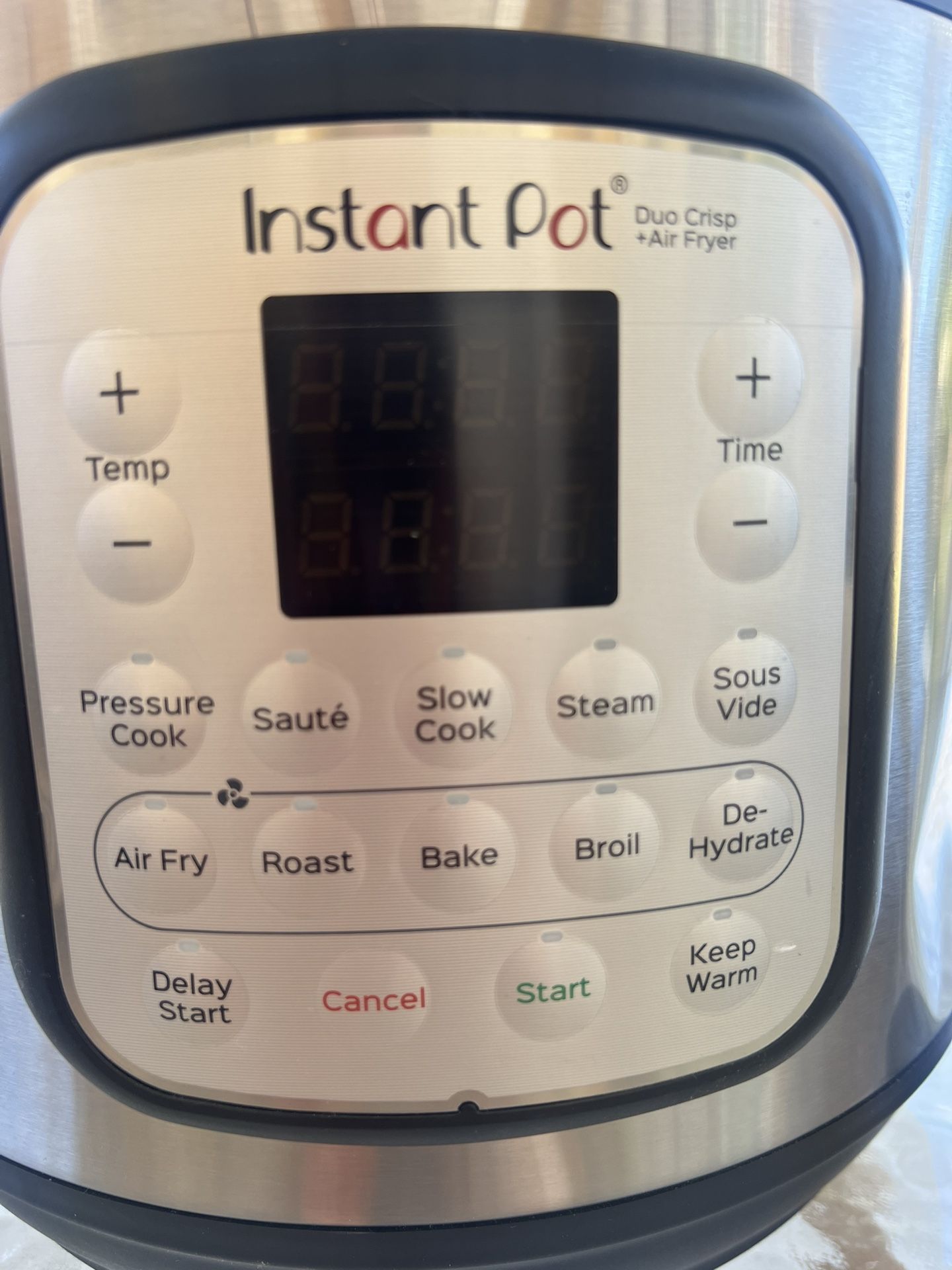 Instant Pot Duo Crisp 11-in-1 Air Fryer and Electric Pressure Cooker Combo - 8 Qt - NEW