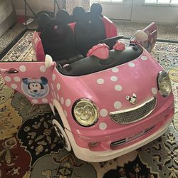 Minnie Mouse Car