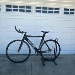 Throne TRKLRD "Crit Slayer" Fixed Gear Bike - 55cm (Ready to Ride)