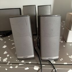 Bose plug-in speakers