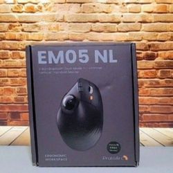 ProtoArc EM05 Wireless Vertical Trackball Mouse