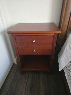 2 Drawers wooden Nightstand