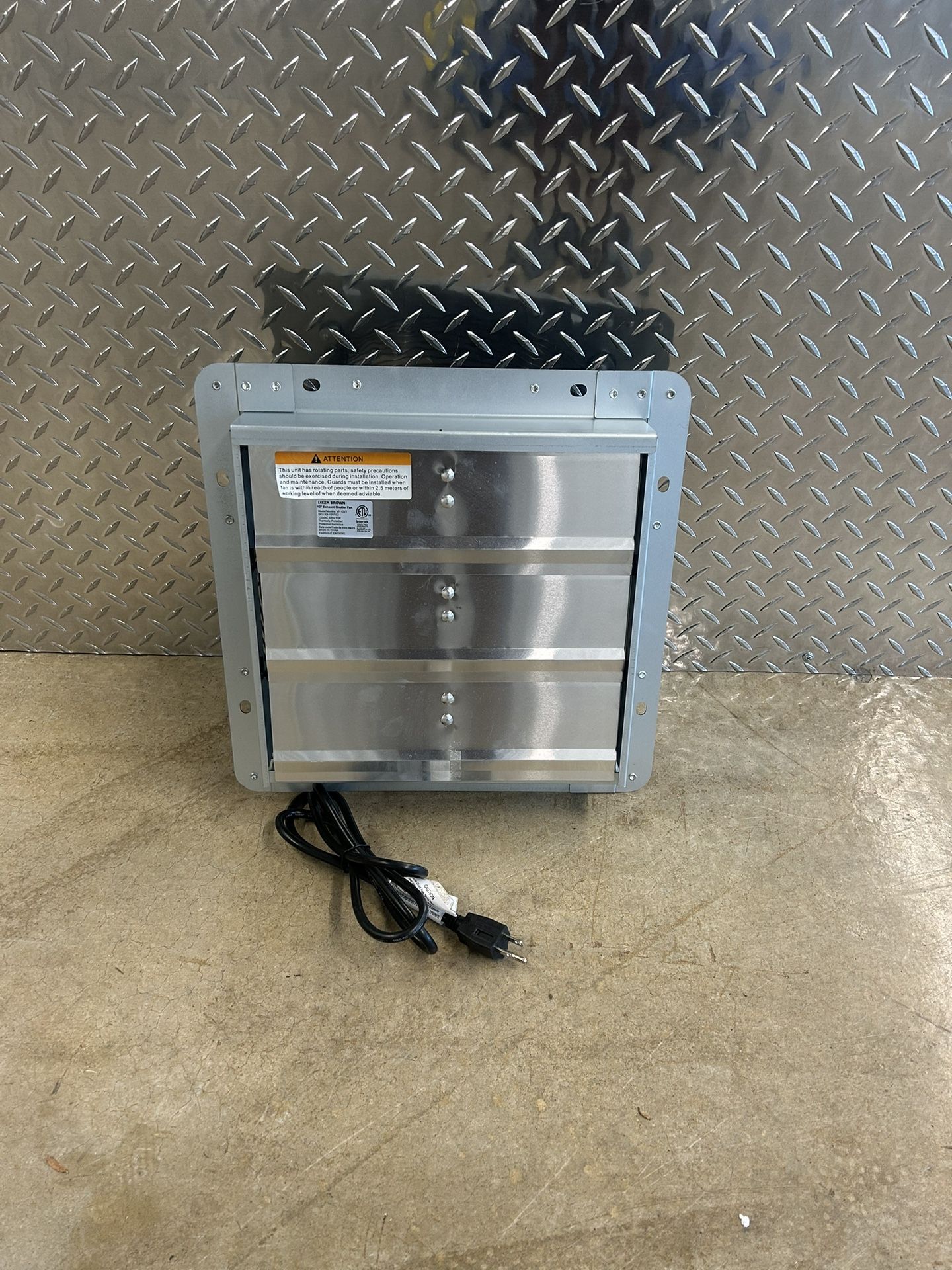 BRAND NEW 12 INCH KEN BROWN EXHAUST SHUTTER FAN NEVER USED!