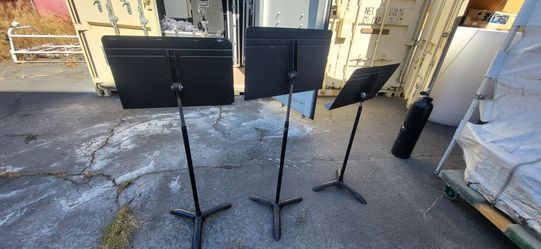 Manhassett Music Stand