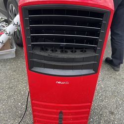 NewAir AF-1000R 300 Sq Ft 3 Speed Portable Evaporative Cooler with Remote, Red