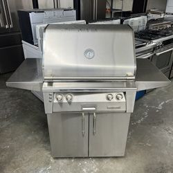 Alfresco BBQ Natural Gas - Can Convert To Propane ($7000 MSRP)