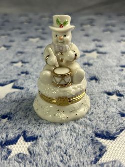 Lenox Treasures Drumming Up Surprises Snowman Box with Gold Drum Charm