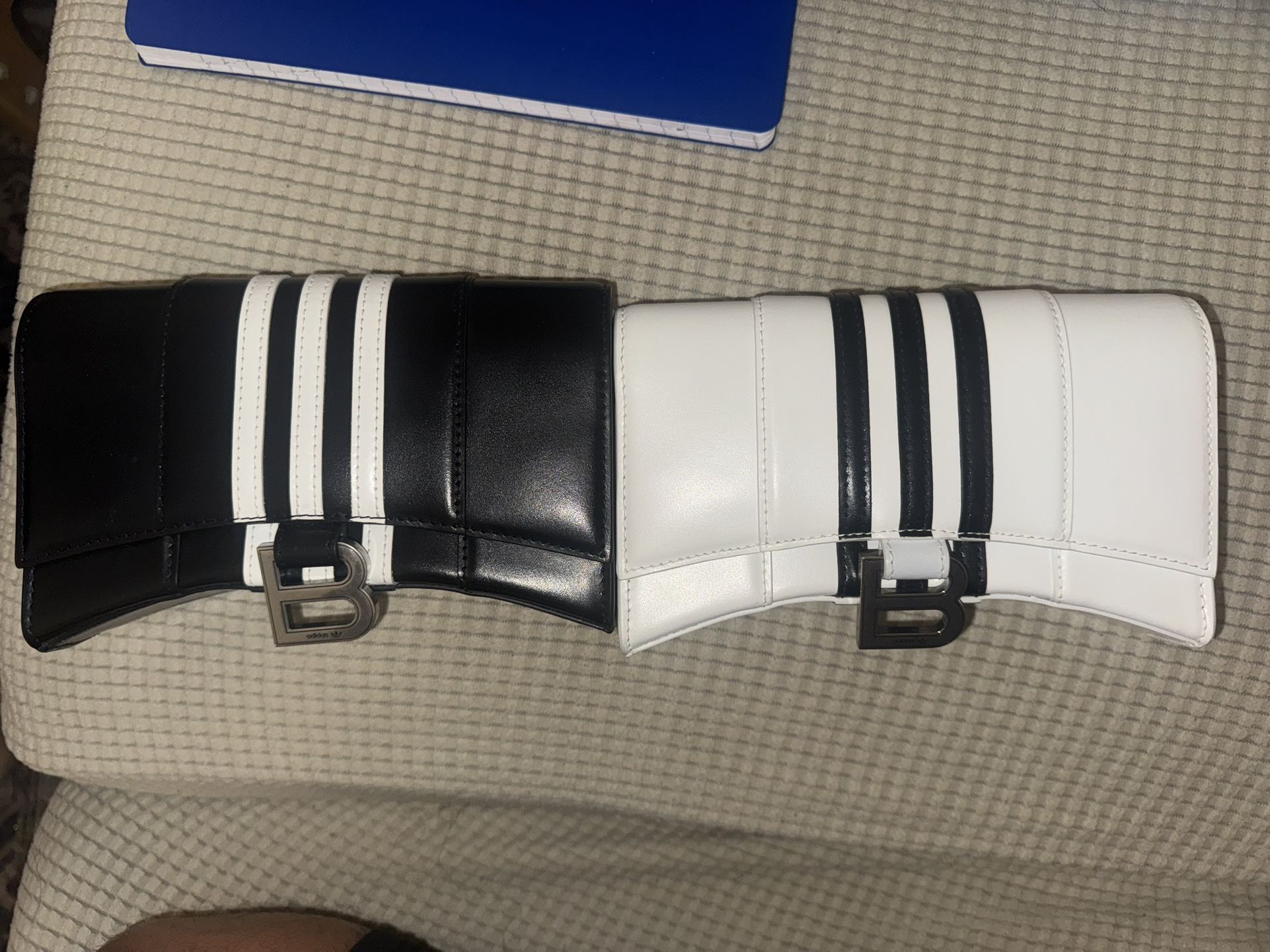 Balenciaga purse for sale! (Each)