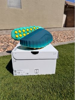 Nike Mind 001 SIZE 12