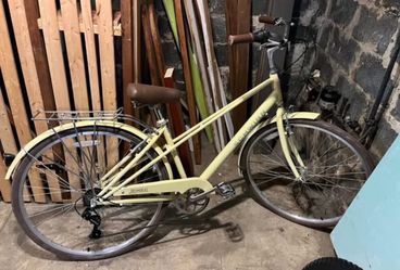 Schwinn Admiral Cruiser Bicycle