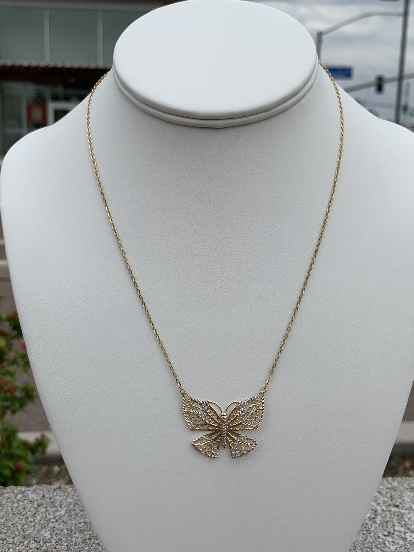 14K Gold Two Tone Butterfly Pendant Chain Necklace 
