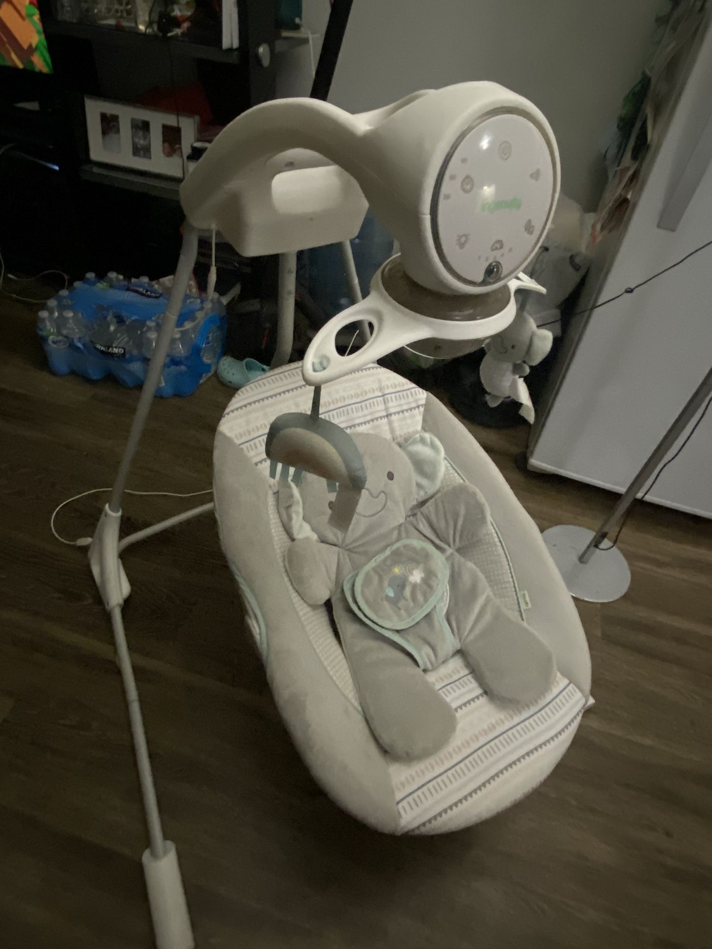 Ingenuity InLighten Soothing Swing