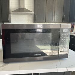 Samsung - Microwave Oven