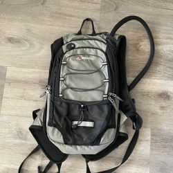 Hiking Backpack w/ 2L Water bladder 
