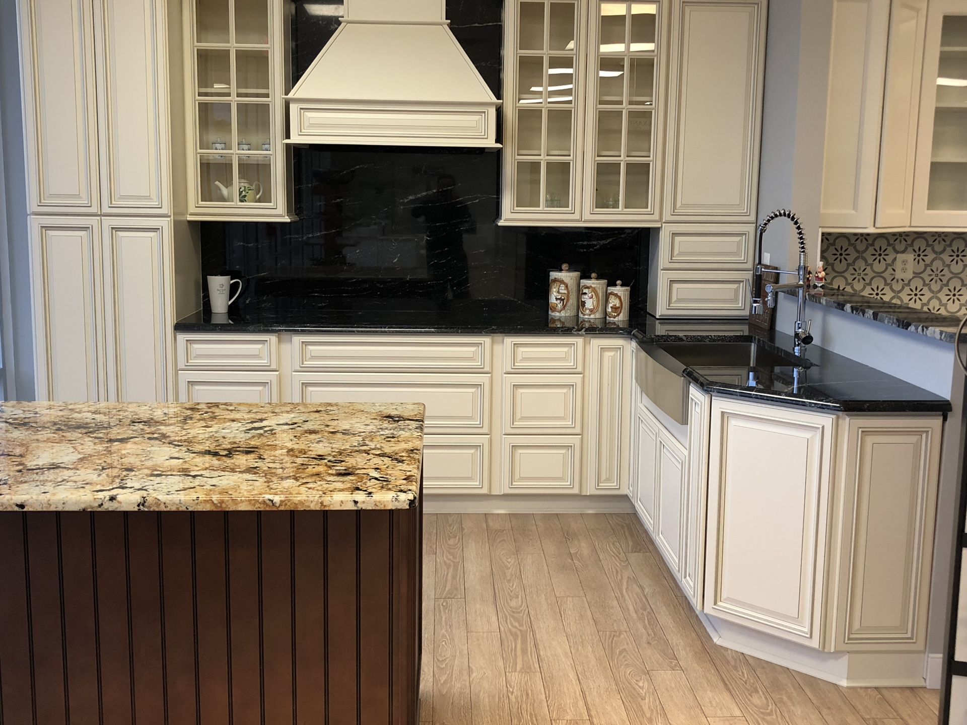 New Kitchen Cabinets&Remodelling