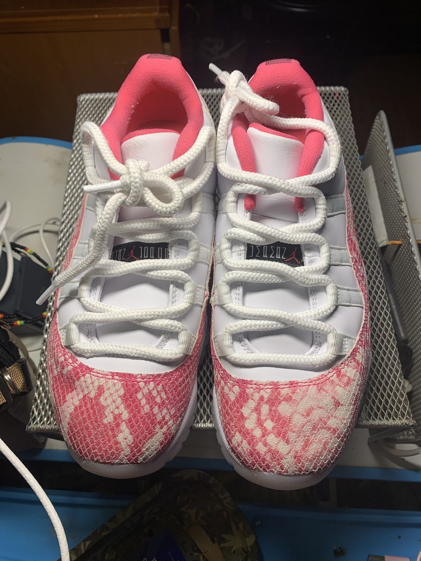 Nike Air Jordan 11 Retro Low Pink Snakeskin