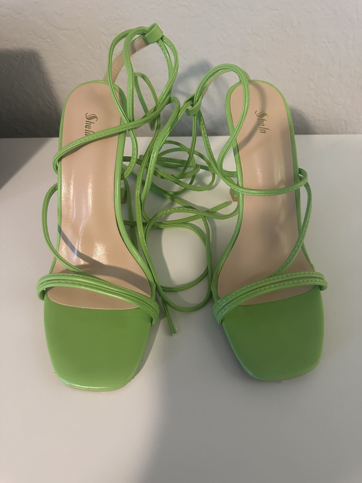 Size 8 Lime green Tie Leg Heels