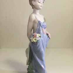Gorgeous Vintage Lladro #7650 Pocket Full Of Wishes Collectors Society