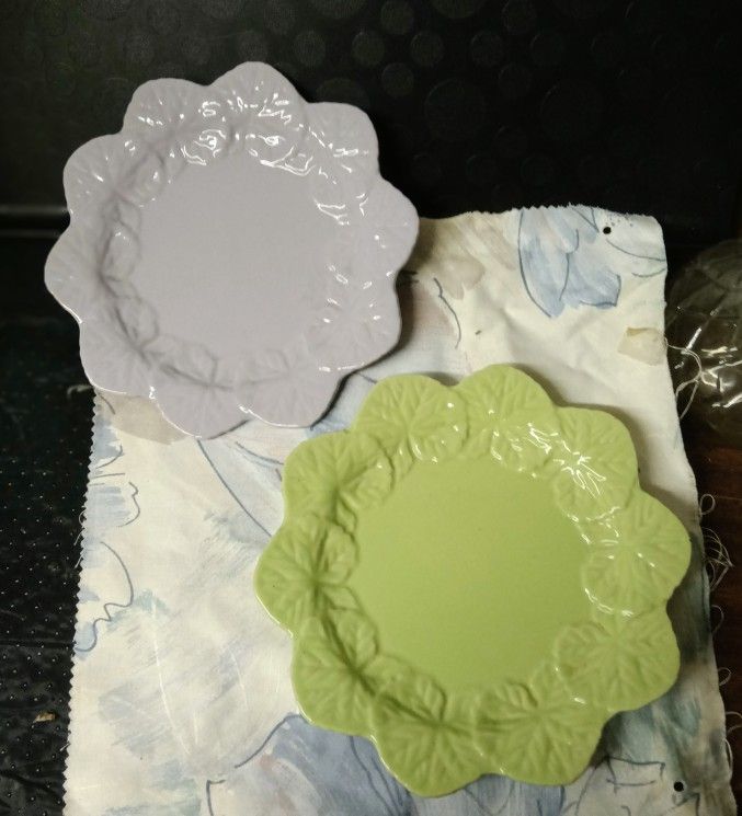 Pastel Flower Shaped Desert Plates Set Of 2