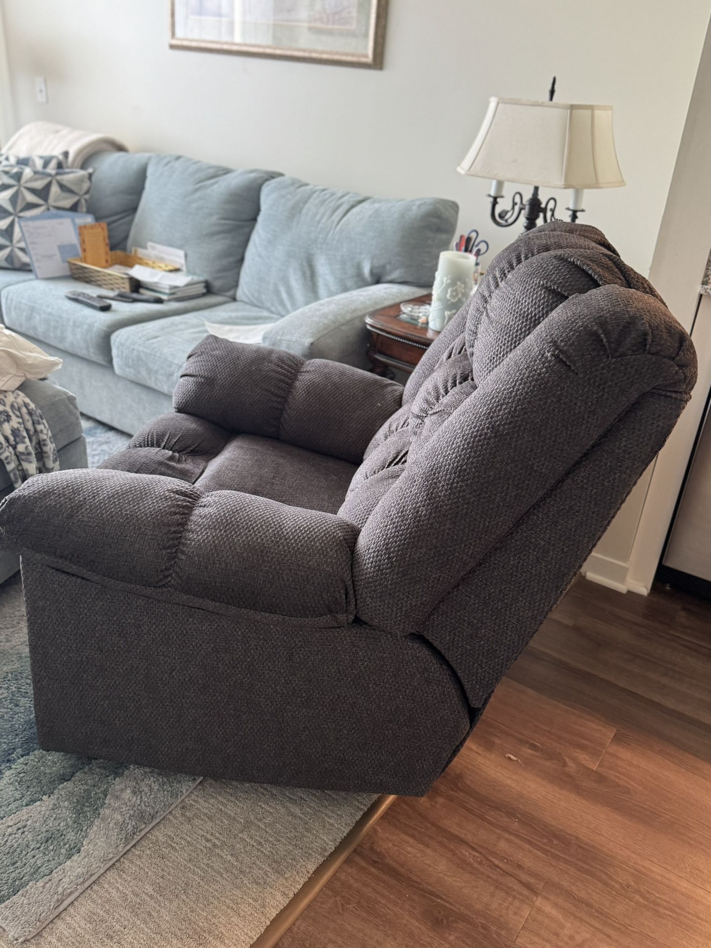 Rocker recliner