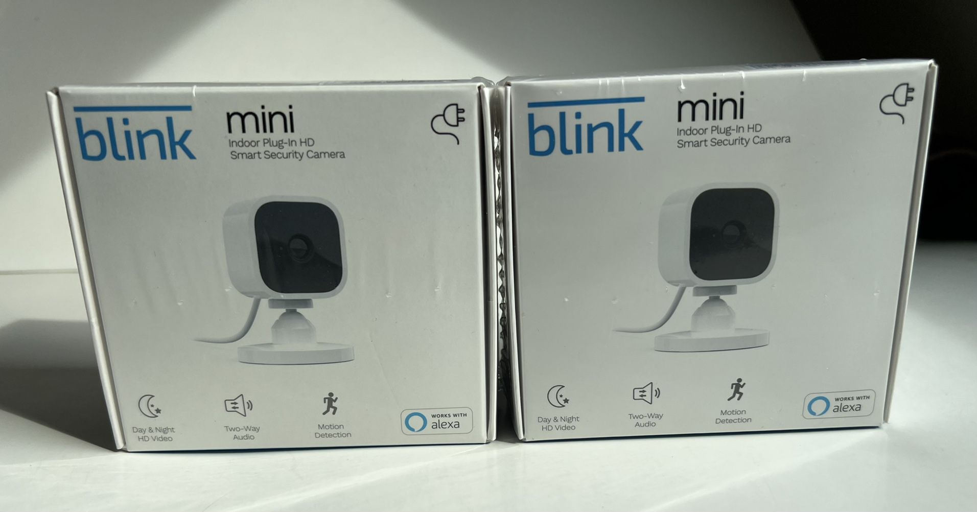 BLINK Mini Indoor Wired 1080p Wi-Fi Security Camera in White