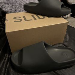 yeezy slide onyx