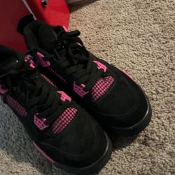 Pink 4s size 8