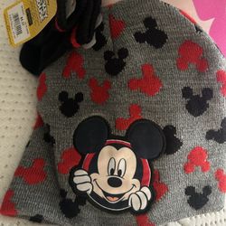 Mickey Mouse 2 Pc Set Benie And Gloves