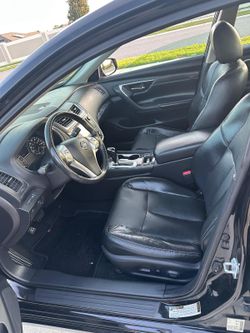 Nissan Altima  2016