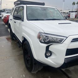 2021 TOYOTA 4RUNNER VENTURE 4x4