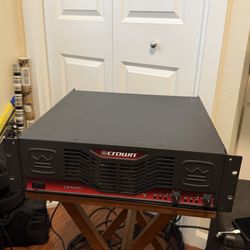 Crown CE4000 2 Channel Power Amplifier. Excellent Condition 
