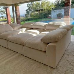 SIX PIECE BRAND NEW CLOUD SECTIONAL SAME DAY DELIVERY 