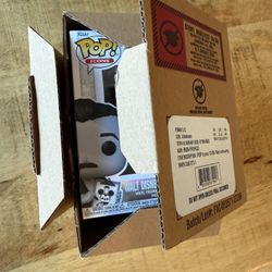Funko Pop! Vinyl: Disney - Walt Disney With Drawing #74