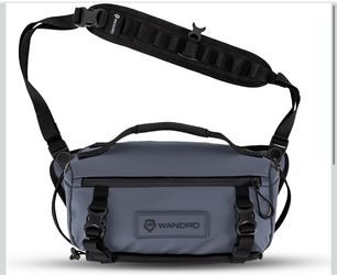 WANDRD ROGUE V1 6L Sling Compact Camera Sling and Crossbody Bag with Fast Access