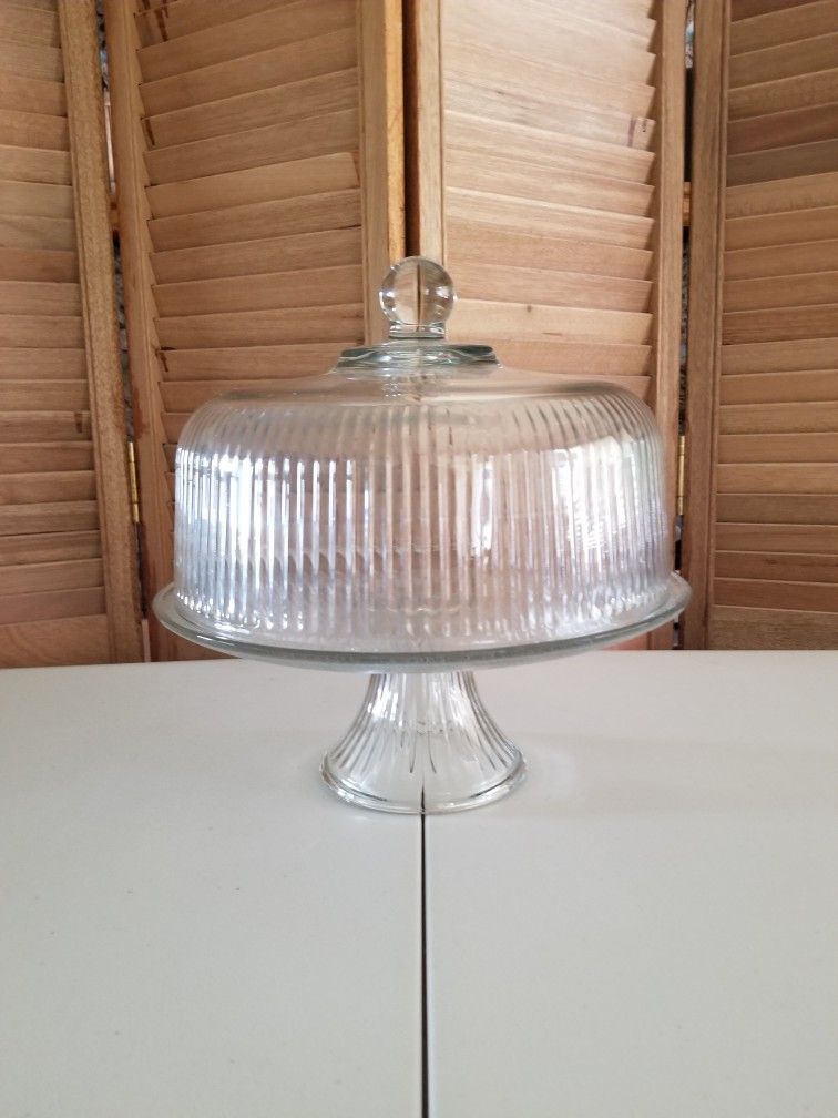 Glass Cake Plate w/ Cover