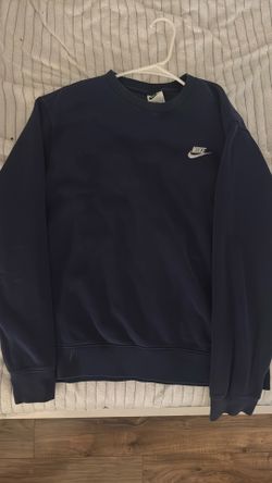 Navy Blue Nike crew neck!