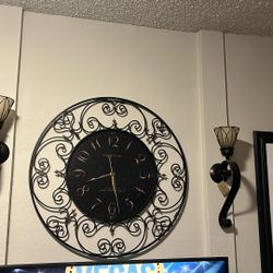 Howard Miller Clock 