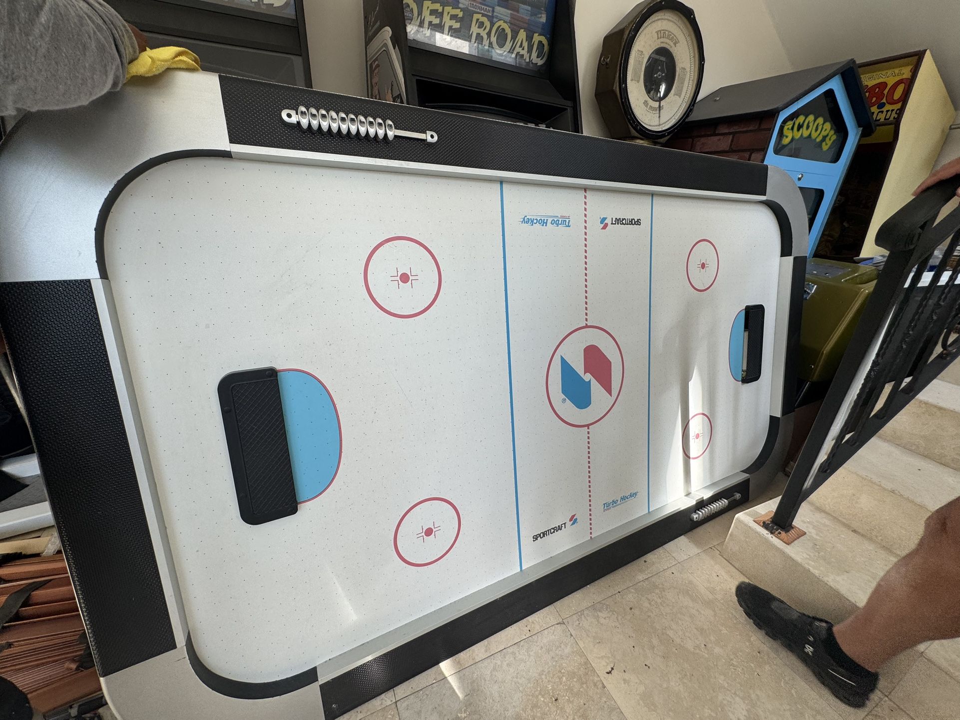 Sportcraft Turbo hockey Machine