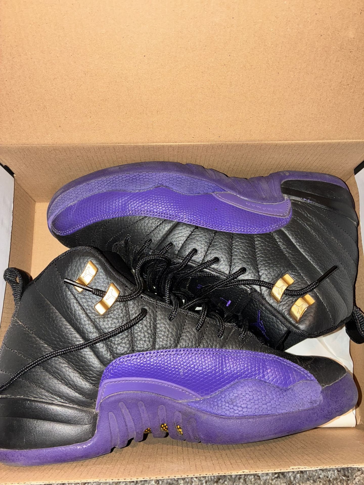AIR JORDAN 12 RETRO (GS) (BLACK/FIELD PURPLE)