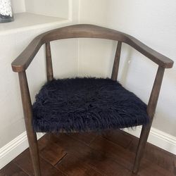 Pottery Barn/west Elm Style Chair