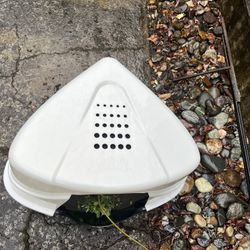 Corner Litter Box With Lid