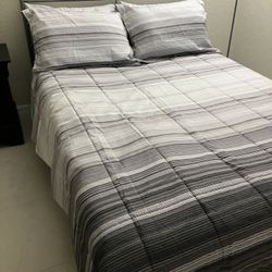 Full Size Bed