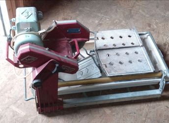 MK-101 Wet Tile Saw