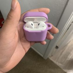 2nd Gen AirPod 