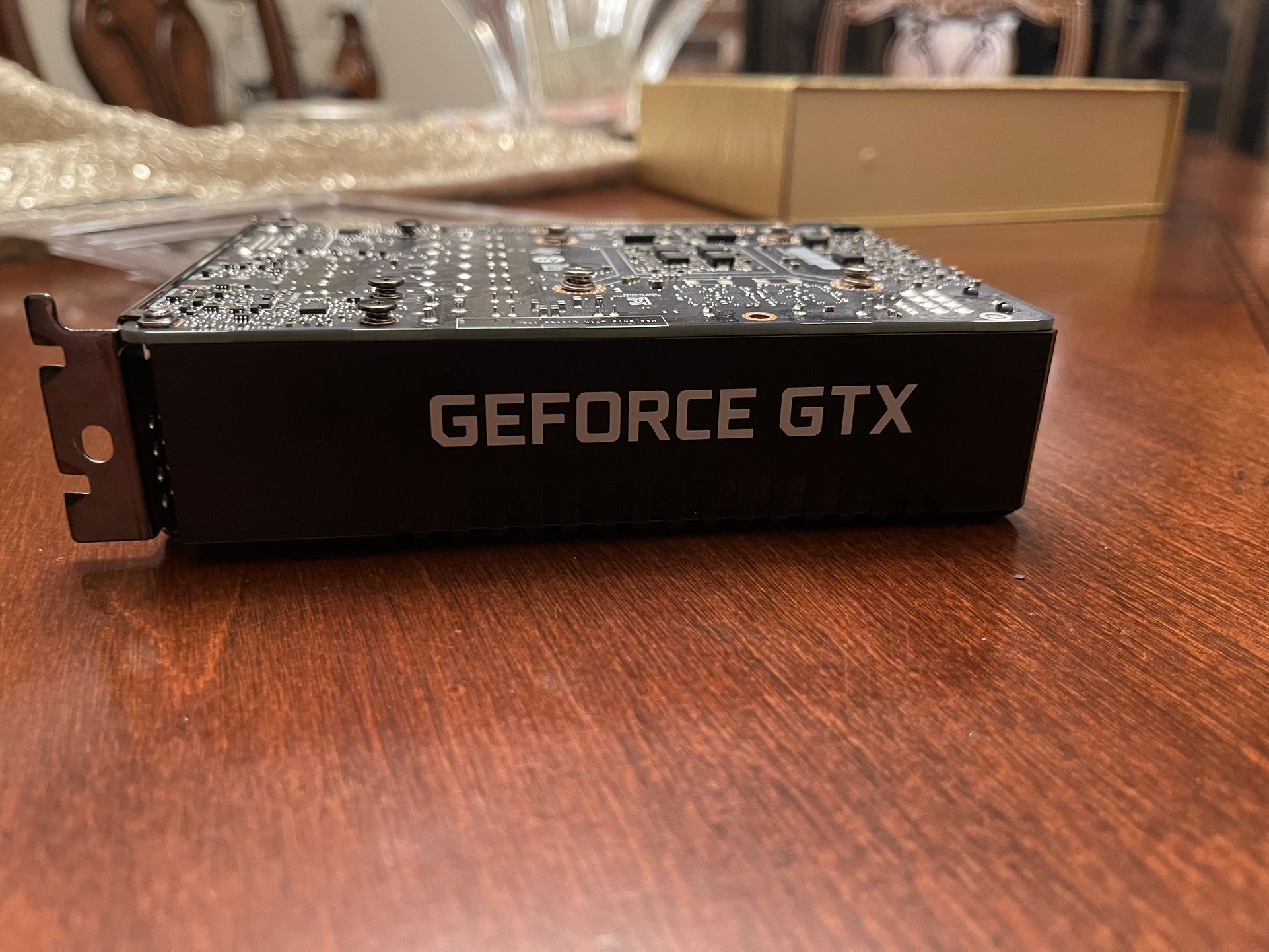 NVIDIA GeForce GTX 1660 Super (6 GB GDDR6 dedicated)